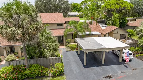 2063 Woodlands Way #2063, Deerfield Beach, FL 33442