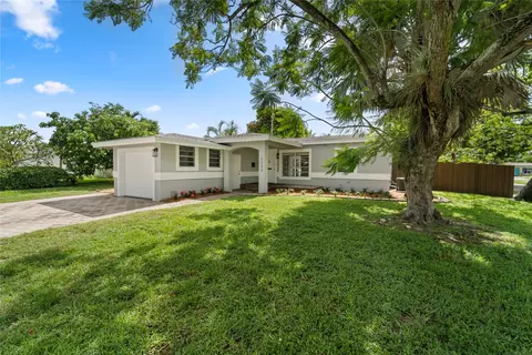 5340 NE 3rd Ter, Oakland Park, FL 33334