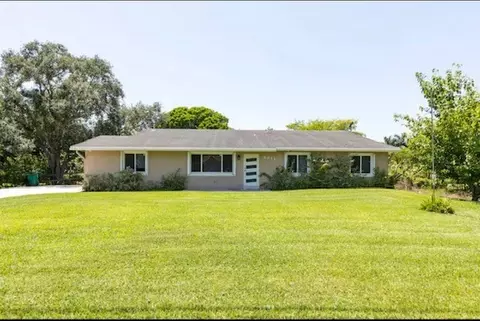 4811 SW 199th Ave, Southwest Ranches, FL 33332