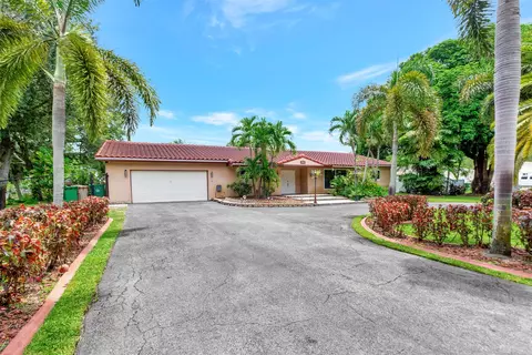 5200 SW 111th Ter, Davie, FL 33328