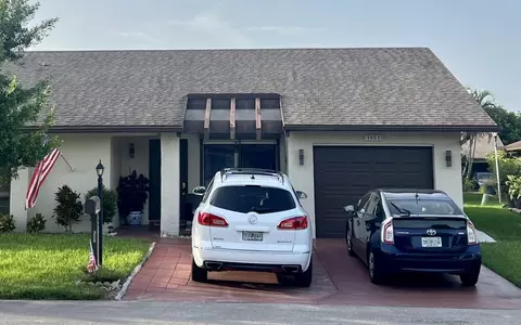 1951 SW 16th Ct, Deerfield Beach, FL 33442