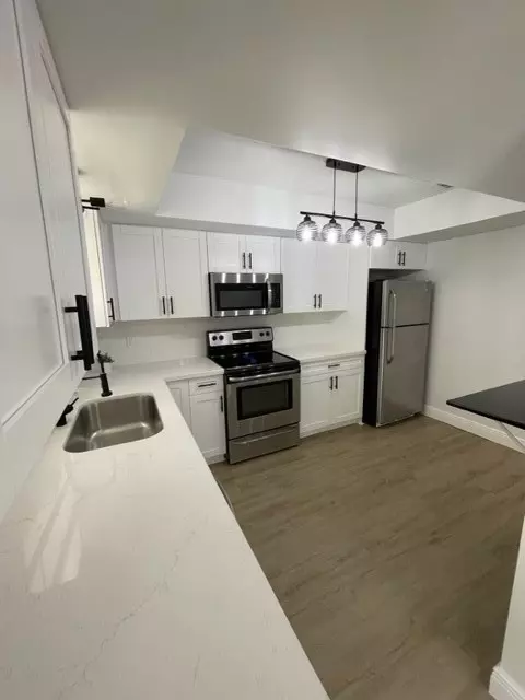 310 Davis Rd, Delray Beach, FL 33445 photo 2