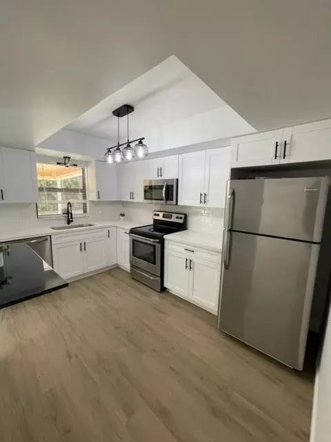 310 Davis Rd, Delray Beach, FL 33445