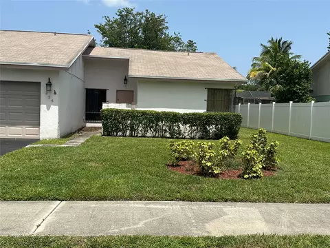 234 NW 37th Way, Deerfield Beach, FL 33442