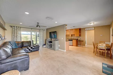 9080 NW 25th St, Sunrise, FL 33322