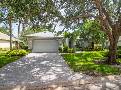 4170 SW Chardonnay Pl, Vero Beach, FL 32968