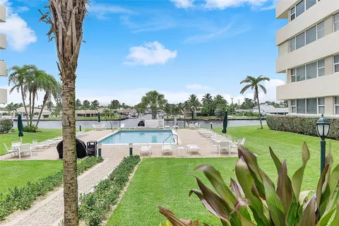 1238 S Hillsboro Mile #208, Hillsboro Beach, FL 33062