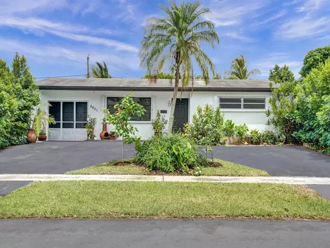 8601 NW 24th Pl, Sunrise, FL 33322