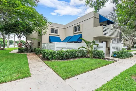 586 NW 97th Ave #586, Plantation, FL 33324