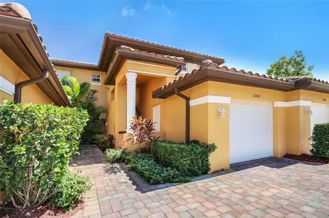 12801 NW 83rd Ct #23-F, Parkland, FL 33076
