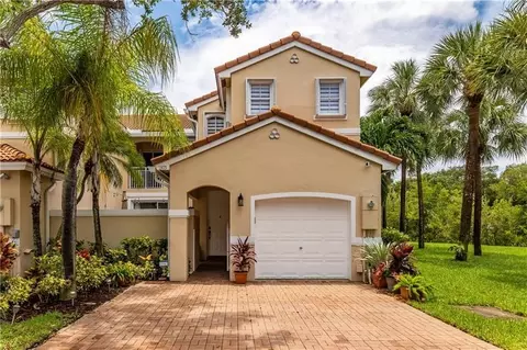 1375 Yellowheart Way #1375, Hollywood, FL 33019