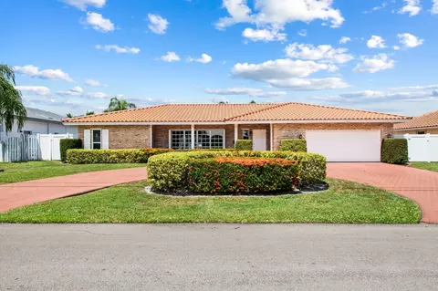 4041 NE 27th Ter, Lighthouse Point, FL 33064