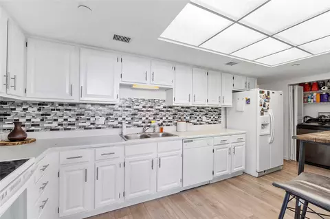 5951 Wellesley Park Dr #306, Boca Raton, FL 33433