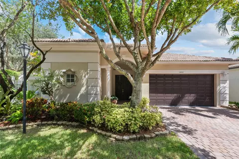 5800 NW 122nd Dr, Coral Springs, FL 33076
