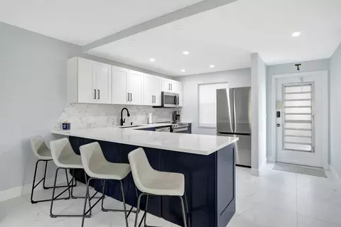 9872 Marina Blvd #1419, Boca Raton, FL 33428