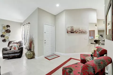 2030 NW 37th Ave, Coconut Creek, FL 33066