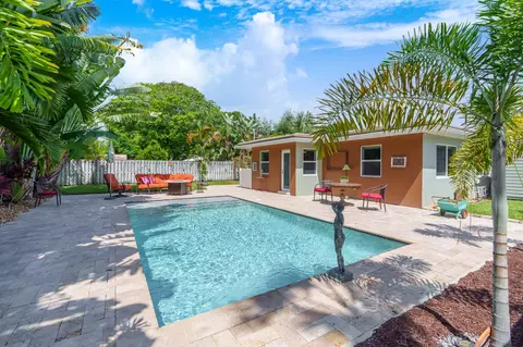 544 NE 24th St, Wilton Manors, FL 33305