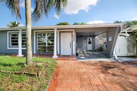 7010 Scott St, Hollywood, FL 33024