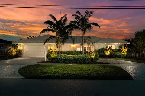 1451 SE 14th Ct, Deerfield Beach, FL 33441