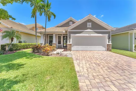 9136 Wrangler Dr, Wellington, FL 33467