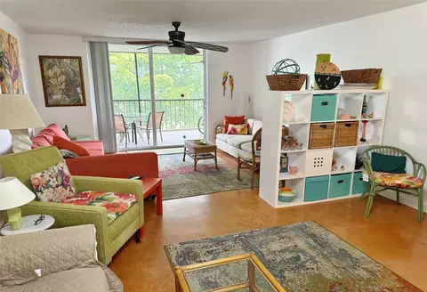 7591 NW 1st St #404, Margate, FL 33063