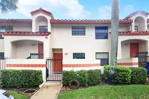 607 Congressional Way #607, Deerfield Beach, FL 33442