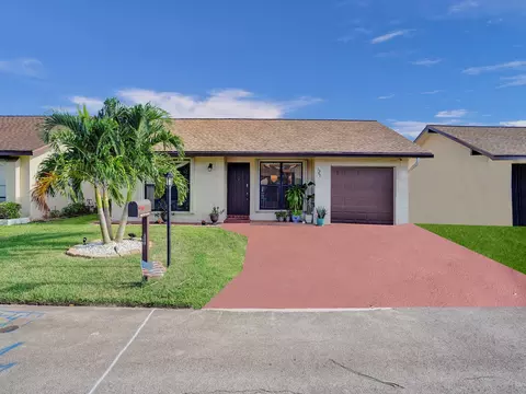 1982 SW 15th Pl, Deerfield Beach, FL 33442