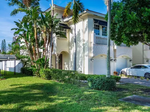1946 NE 32nd St #1946, Lighthouse Point, FL 33064