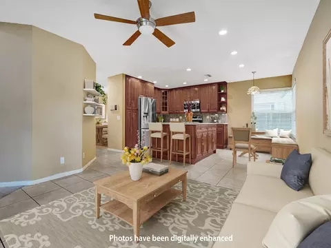 11072 Topeka Pl, Hollywood, FL 33026