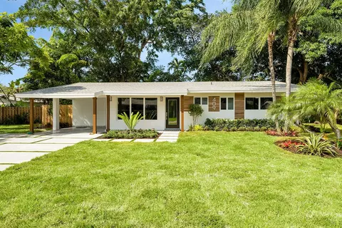 409 NW 20th St, Wilton Manors, FL 33311