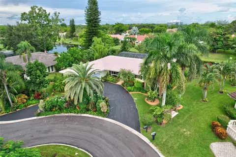 9851 NW 13th Ct, Coral Springs, FL 33071