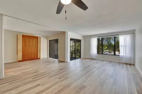2311 S Cypress Bend Dr #318A, Pompano Beach, FL 33069