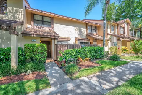 3965 C Cocoplum Cir #3691, Coconut Creek, FL 33063