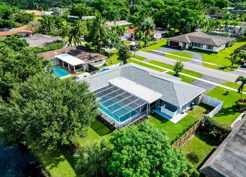 961 SW 75th Ter, Plantation, FL 33317