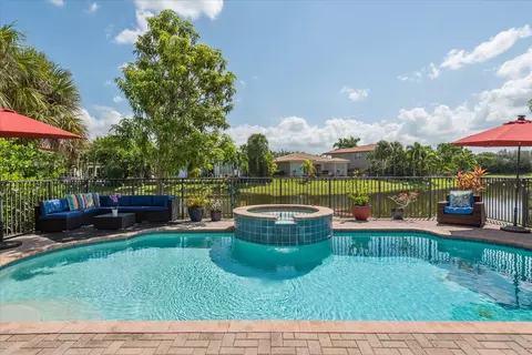 8032 NW 125th Ter, Parkland, FL 33076