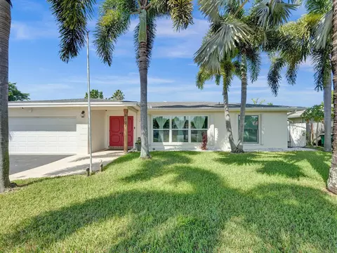 8107 NW 74th Ave, Tamarac, FL 33321