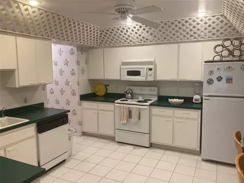 809 Cypress Blvd, Pompano Beach, FL 33069 photo 8