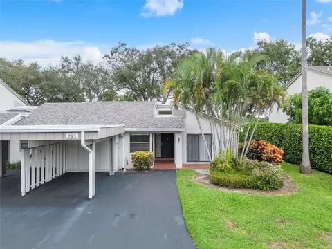 293 Deer Creek Wildwood Cir #293, Deerfield Beach, FL 33442