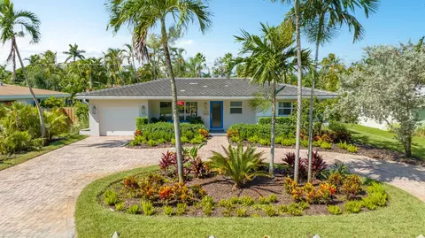 1639 NE 27th Dr, Wilton Manors, FL 33334