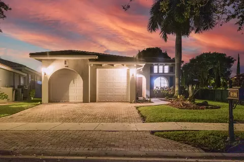 8186 NW 105th Ln, Parkland, FL 33076