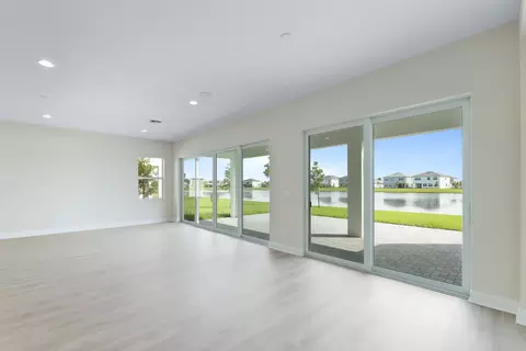 5656 Opal Dr, Loxahatchee, FL 33470 photo 12