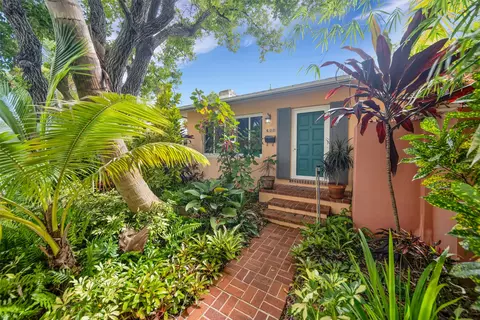 600 NE 17th Way, Fort Lauderdale, FL 33304