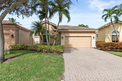 5850 NW 125th Ter, Coral Springs, FL 33076