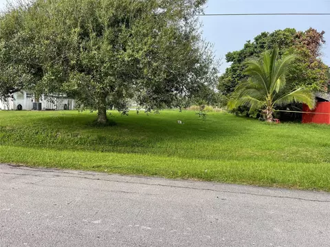 6504 Doris Dr, Fort Pierce, FL 34951