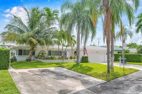 4442 Seagrape Dr, Lauderdale By The Sea, FL 33308