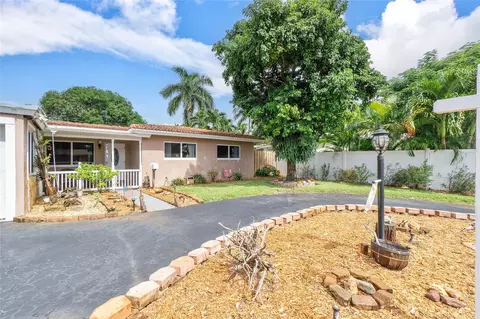 729 NW 29th Ct, Wilton Manors, FL 33311