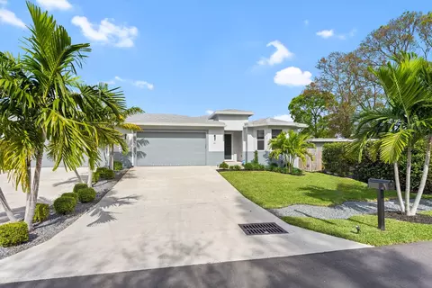 21 NE 25th St, Wilton Manors, FL 33305