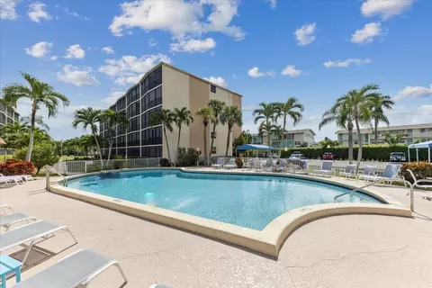 740 E Ocean Ave #407, Boynton Beach, FL 33435