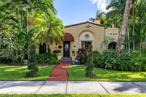1120 Tyler St, Hollywood, FL 33019