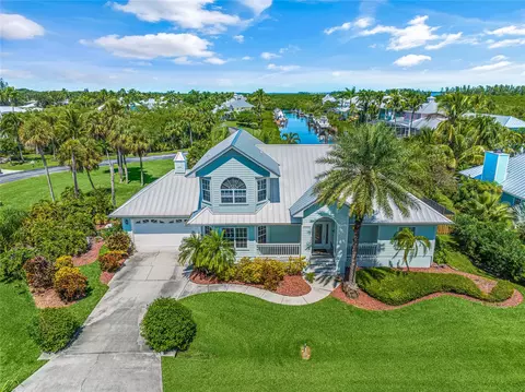 660 23rd St SE, Vero Beach, FL 32962